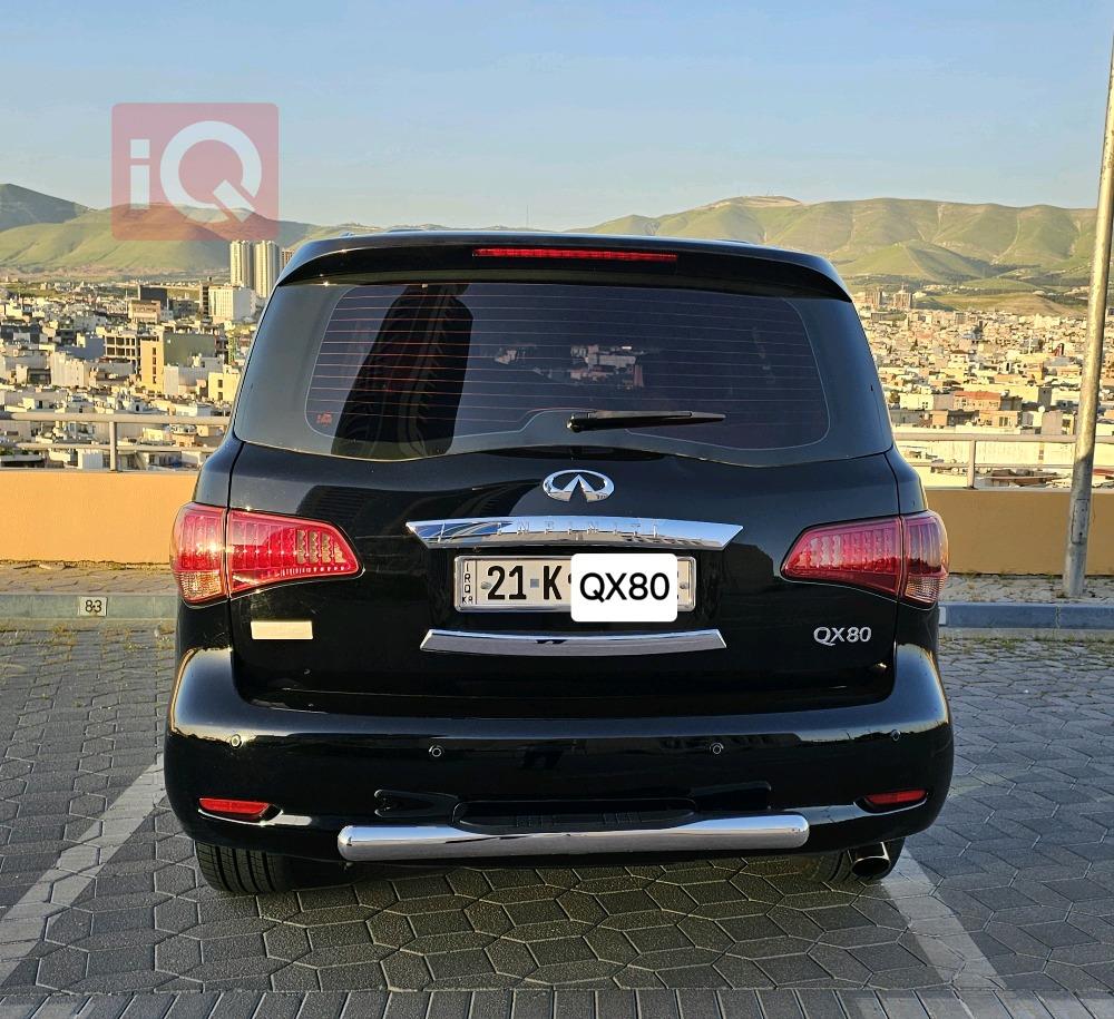 Infiniti QX80